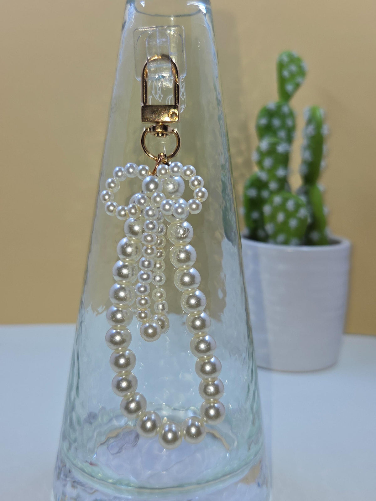 Pearl Bow Keychain, Coquette Purse Charm Accessories